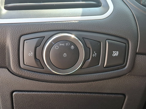 Used 2024 Ford Edge SEL image 26