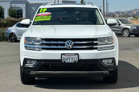 Used 2019 Volkswagen Atlas SEL Premium image 9