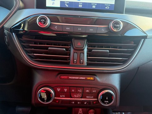 New 2025 Ford Escape Active w/ Cold Weather Package image 27