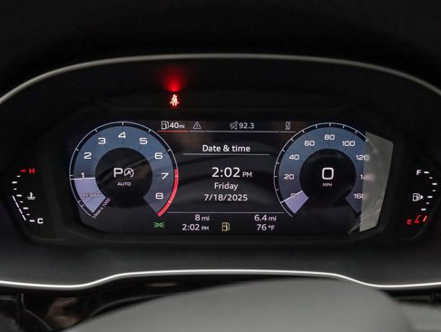 New 2025 Audi Q3 2.0T Premium image 25