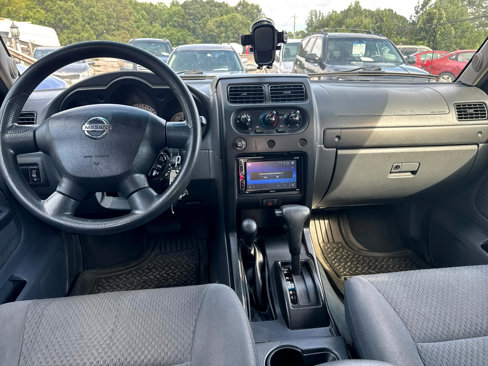 Used 2004 Nissan Xterra XE image 13