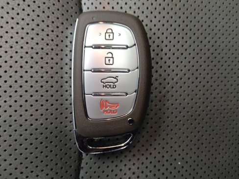 Used 2015 Hyundai Elantra Sport image 32