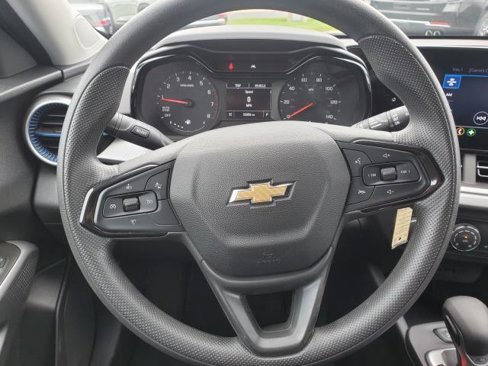 Certified 2024 Chevrolet Trax LS w/ LS Convenience Package image 9