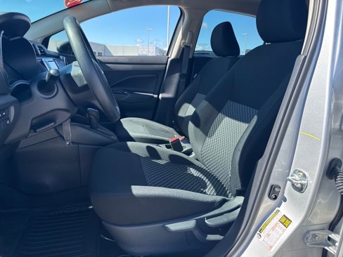 Used 2024 Nissan Versa S w/ Trunk Package image 15