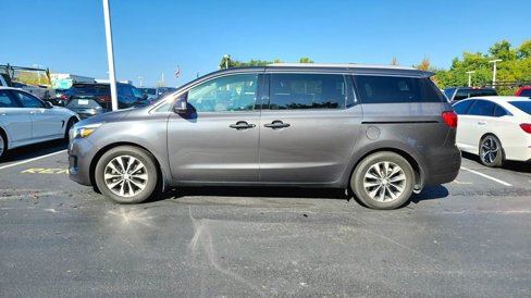 Used 2018 Kia Sedona SX image 5