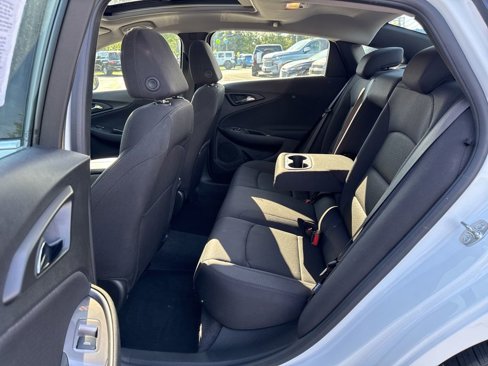 Used 2024 Chevrolet Malibu LT image 19