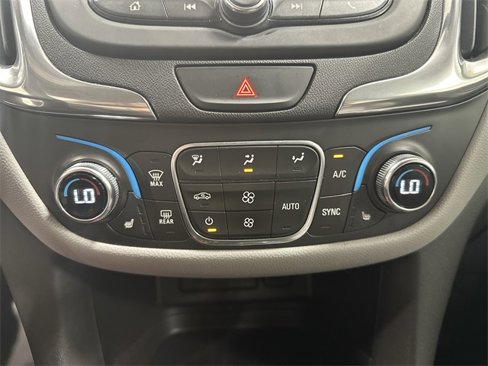 Used 2020 Chevrolet Equinox LT image 33