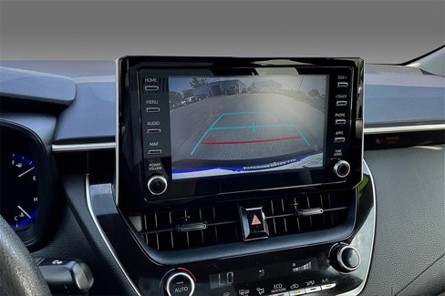 Used 2020 Toyota Corolla LE image 20