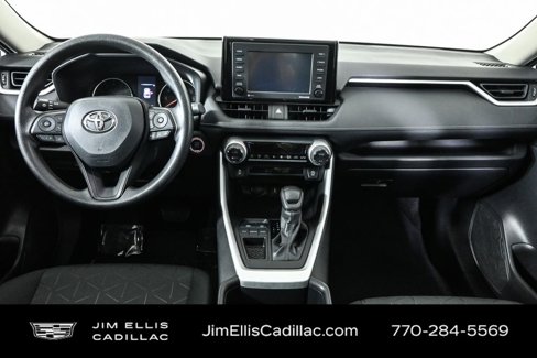 Used 2022 Toyota RAV4 XLE image 19