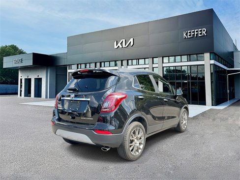 Used 2019 Buick Encore Sport Touring image 8