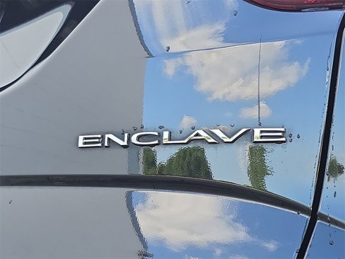 Certified 2018 Buick Enclave Essence image 33