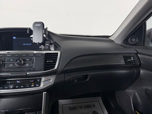 Used 2013 Honda Accord EX image 31
