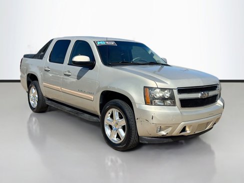 Used 2009 Chevrolet Avalanche LT w/ Convenience Package #1 image 3