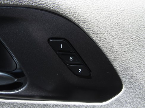 Used 2020 Chrysler Pacifica Limited image 24