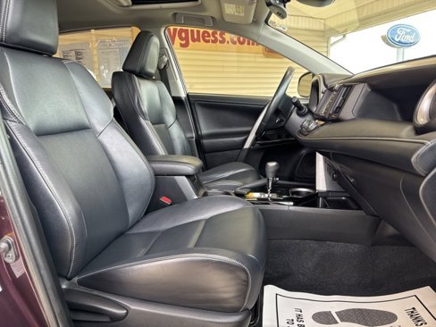 Used 2016 Toyota RAV4 Limited image 25