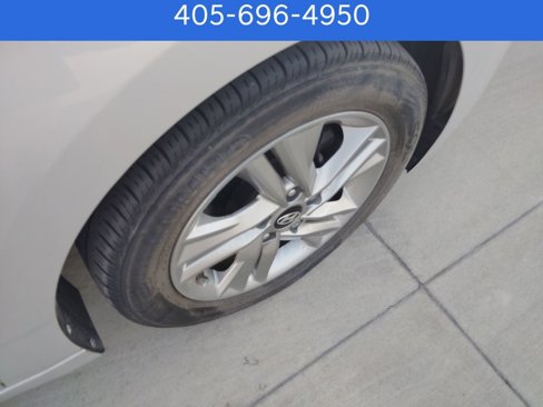Used 2019 Hyundai Elantra SEL image 11