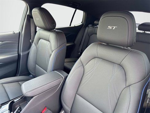 New 2026 Buick Envista Sport Touring w/ Convenience I Package image 13