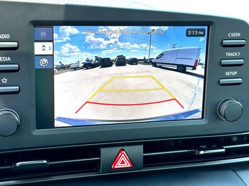 Used 2025 Hyundai Elantra Sport image 20
