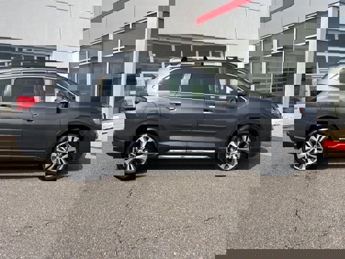 Used 2022 Subaru Ascent Touring image 32