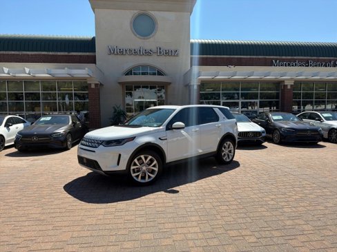 Used 2023 Land Rover Discovery Sport SE image 2