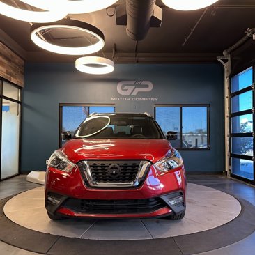 Used 2018 Nissan Kicks SR w/ Premium Package image 8