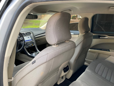 Used 2019 Ford Fusion SE image 41