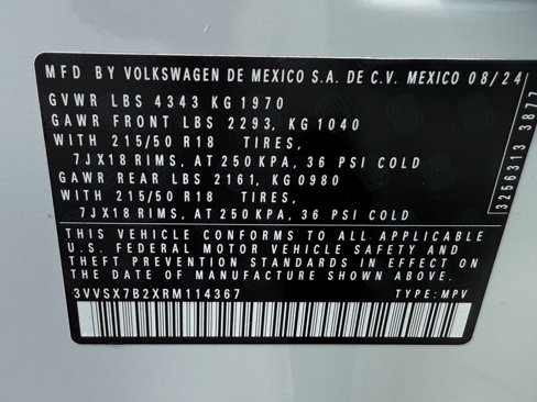 Used 2024 Volkswagen Taos SE image 32