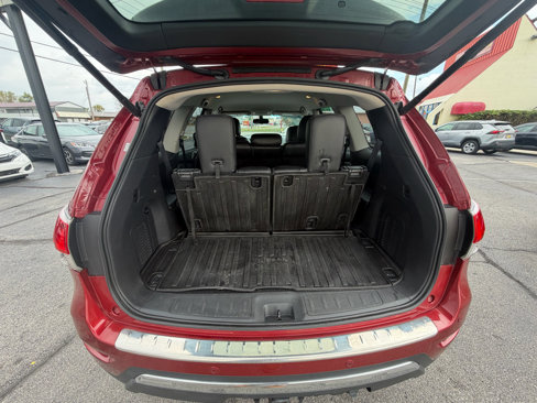 Used 2015 Nissan Pathfinder SL w/ SL Tech Package image 8