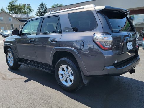 Used 2018 Toyota 4Runner SR5 Premium image 7