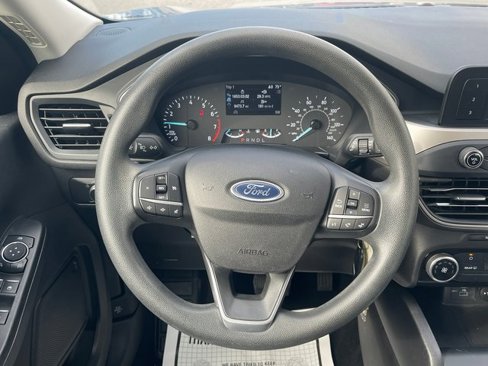 Used 2022 Ford Escape S image 10