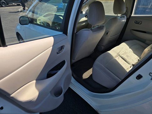 Used 2012 Nissan Leaf SL image 13