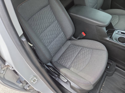 Used 2020 Chevrolet Equinox LT image 16