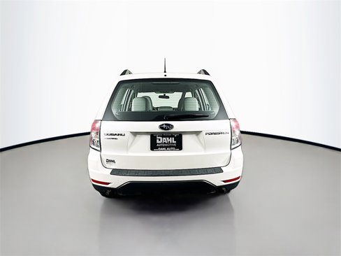 Used 2012 Subaru Forester 2.5X w/ Alloy Wheel Pkg image 10