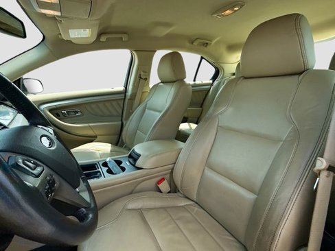 Used 2018 Ford Taurus SEL w/ Equipment Group 201A image 19