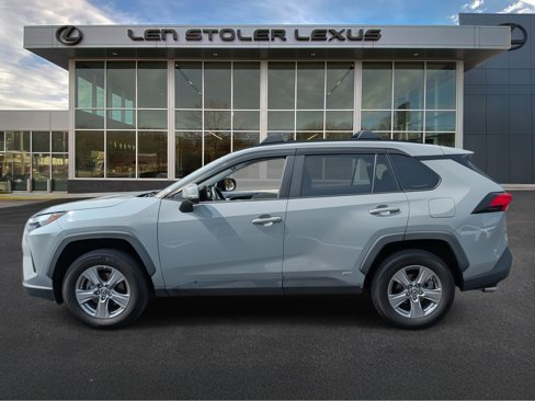 Used 2022 Toyota RAV4 XLE image 6