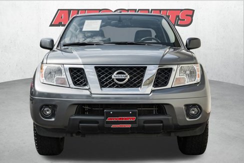 Used 2017 Nissan Frontier SV w/ SV Value Truck Package image 4