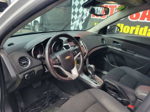 Used 2014 Chevrolet Cruze LT image 15
