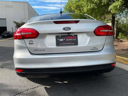 Used 2015 Ford Focus SE image 43