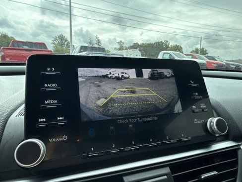 Used 2018 Honda Accord LX image 21