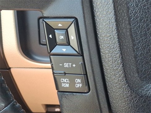 Used 2017 Ford Expedition EL XL image 23
