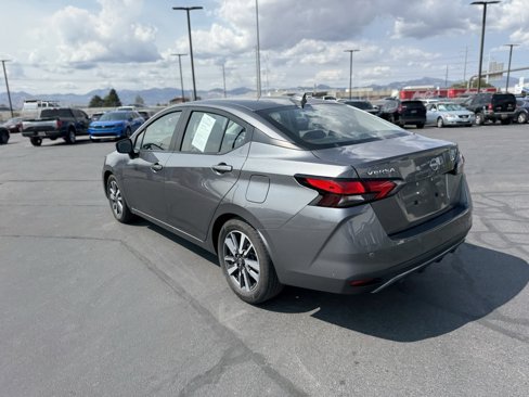 Used 2023 Nissan Versa SV image 7