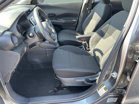New 2025 Nissan Kicks S image 11