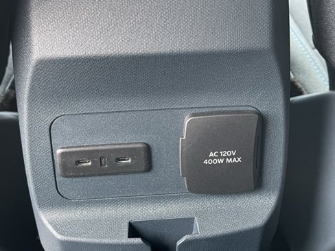 New 2025 Ford Maverick XLT w/ XLT Luxury Package image 18