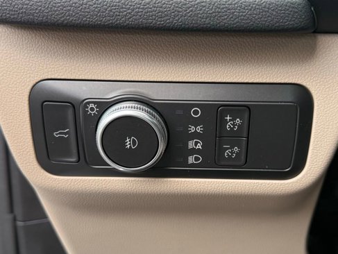 Used 2022 Ford Escape SEL image 14