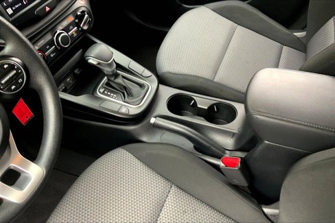 Used 2023 Kia Soul LX image 15