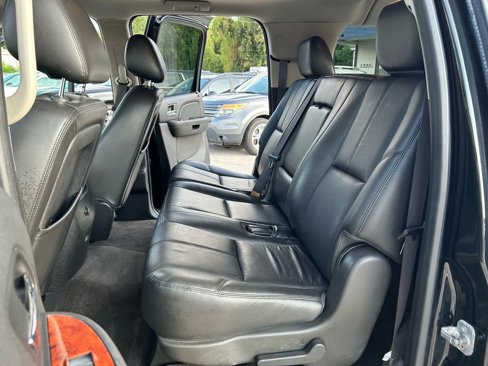 Used 2013 GMC Yukon XL SLT image 15