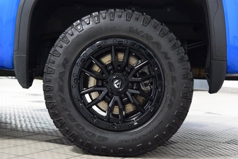 Used 2023 GMC Sierra 1500 AT4 w/ Technology Package image 26