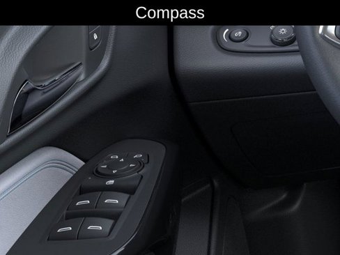 New 2025 Chevrolet Trax LT w/ LT Convenience Package image 23