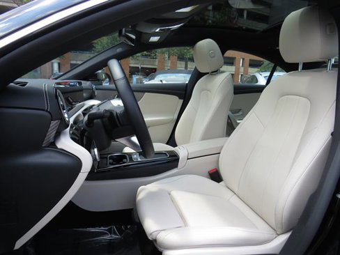 Used 2025 Mercedes-Benz CLA 250 4MATIC image 19