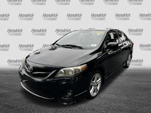 Used 2013 Toyota Corolla S image 5